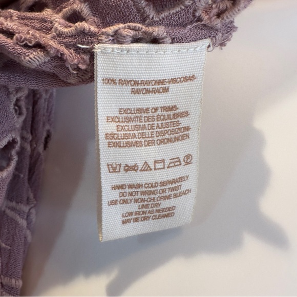 FREE PEOPLE “THAT GIRL” EYELET CROPPED TOP - Picture 10 of 10